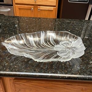 Mikasa Silver Serveware Shell-Inspired Dining Platter